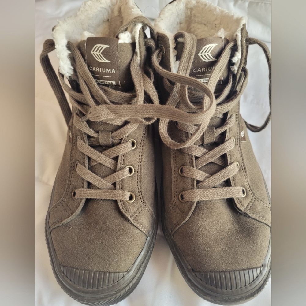 Cariuma,  Therma suede, 8, olive brown booties